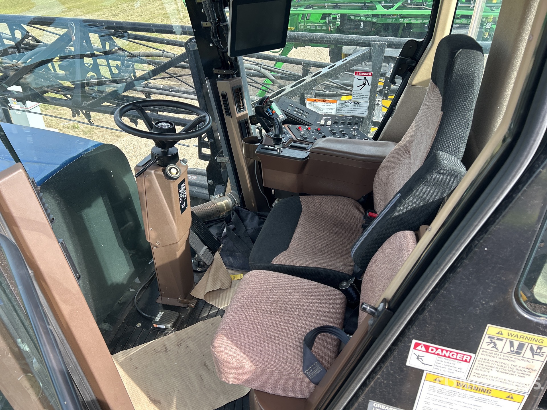 2013 New Holland SP.275R