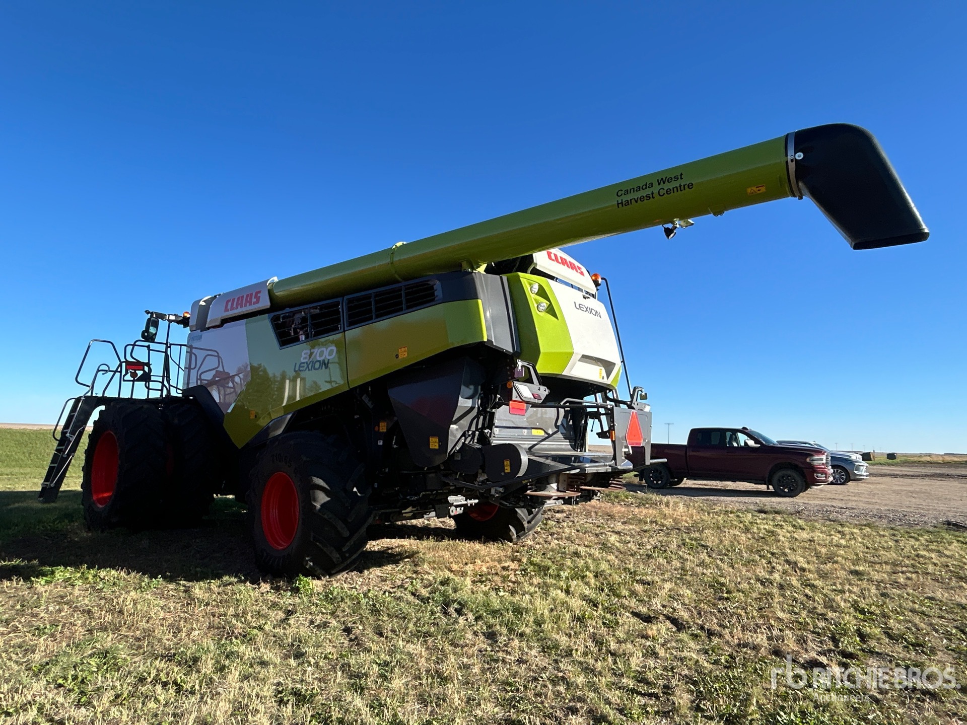 2022 Claas 8700