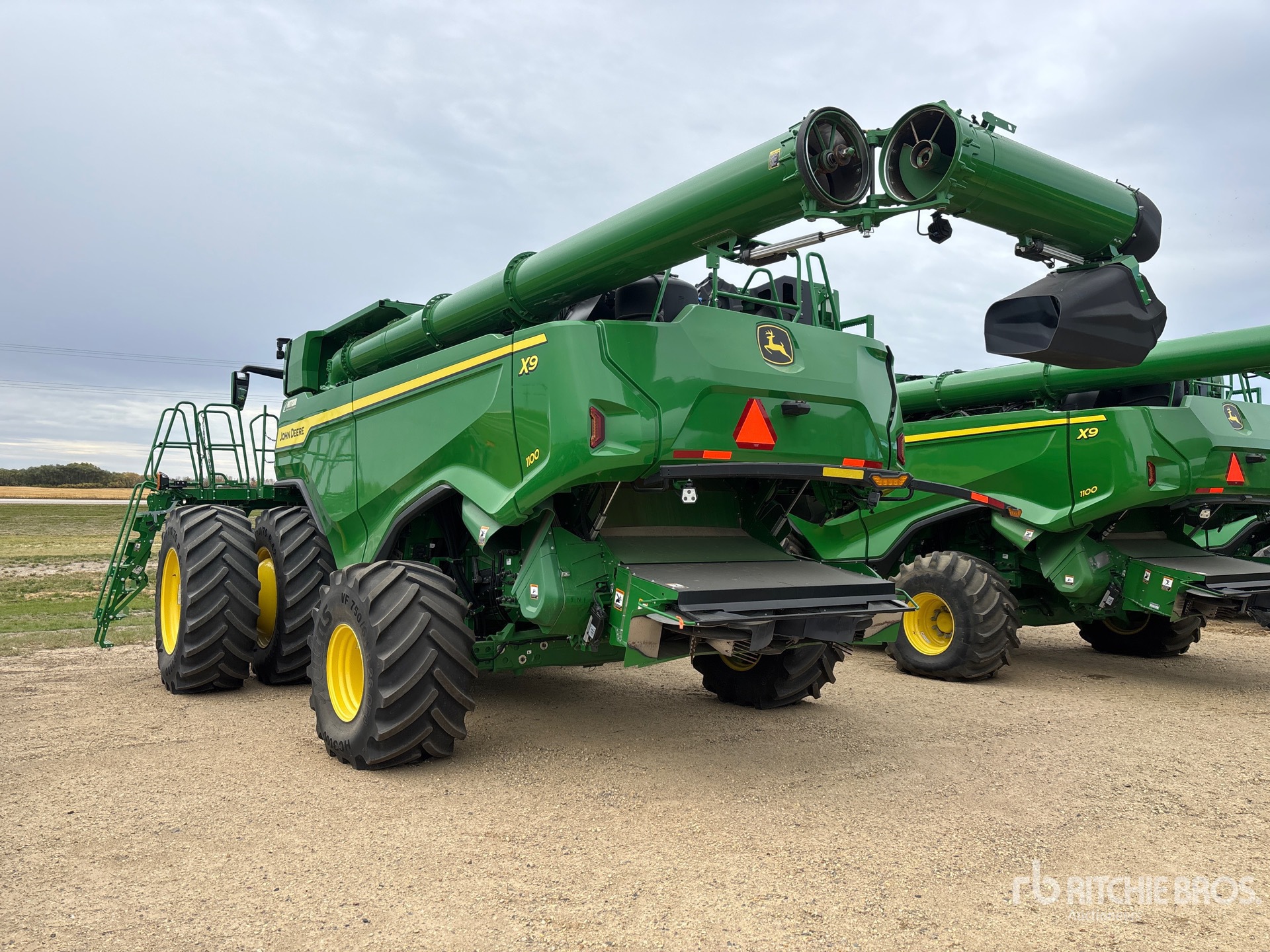 2023 John Deere X9 1100