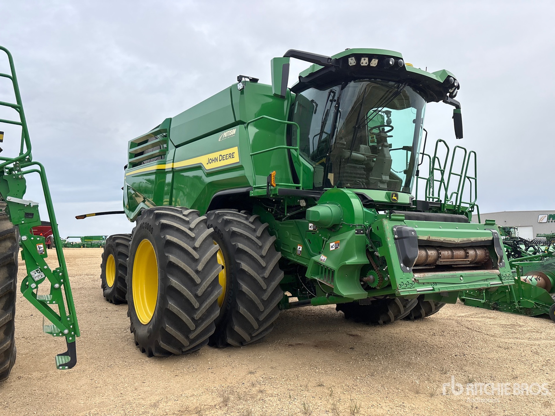 2023 John Deere X9 1100