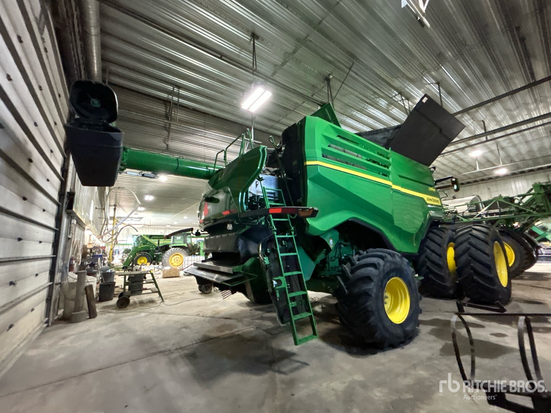 2023 John Deere X9 1000
