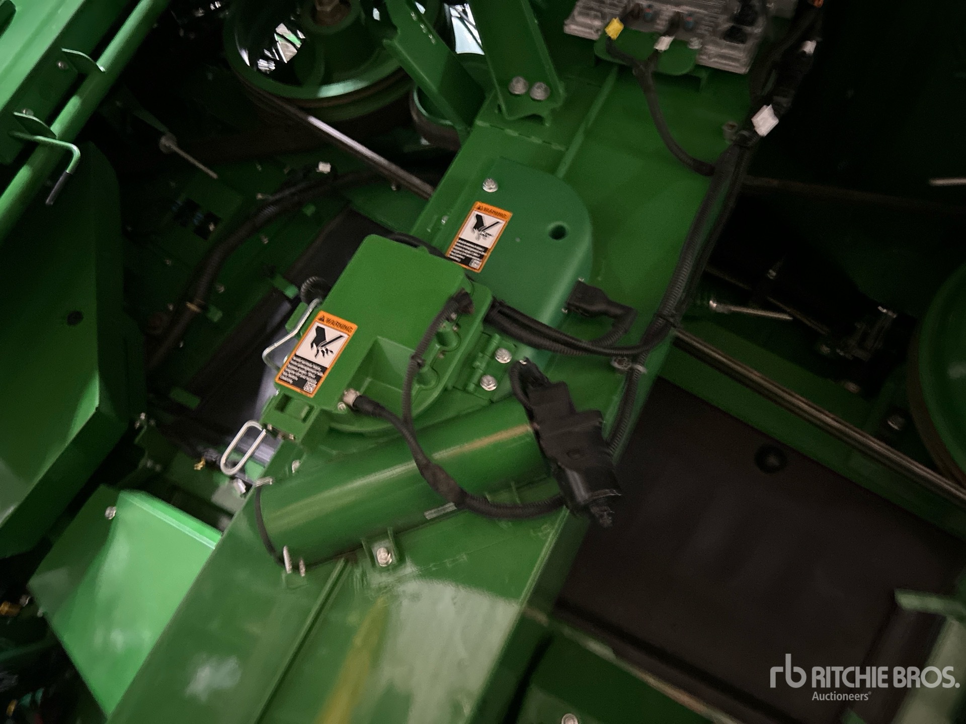 2023 John Deere X9 1000