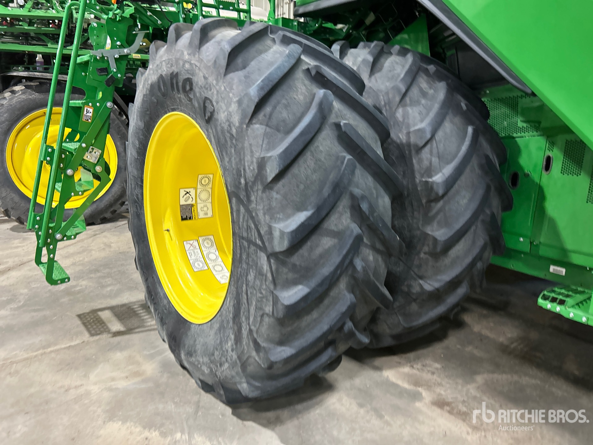 2023 John Deere X9 1000