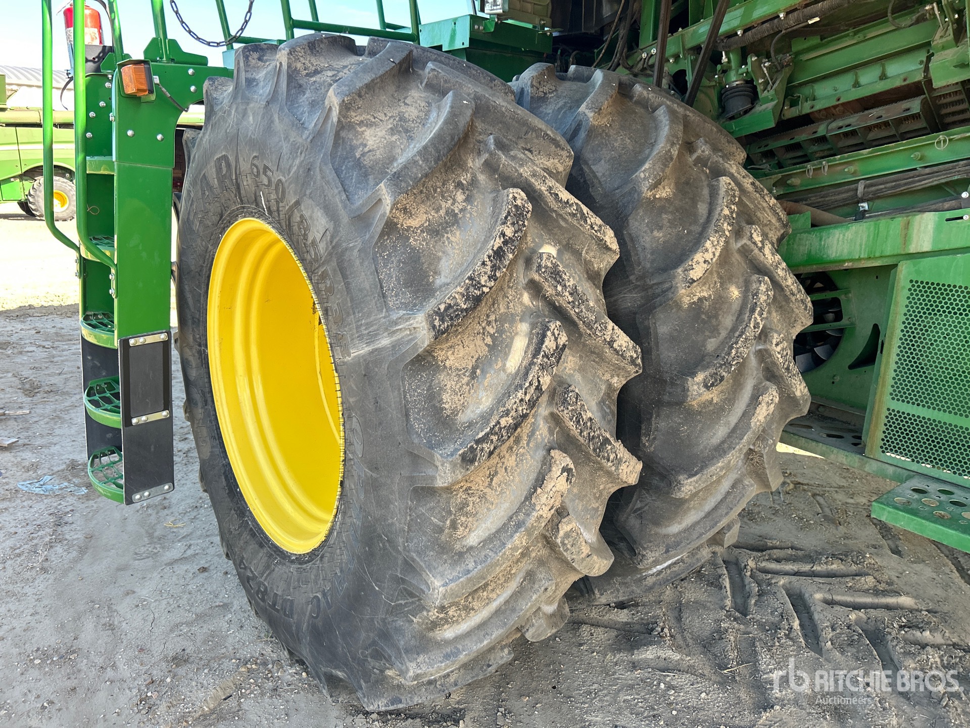 2017 John Deere S690