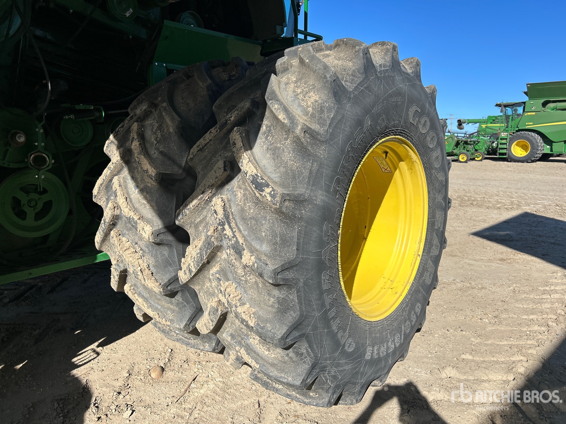 2017 John Deere S690