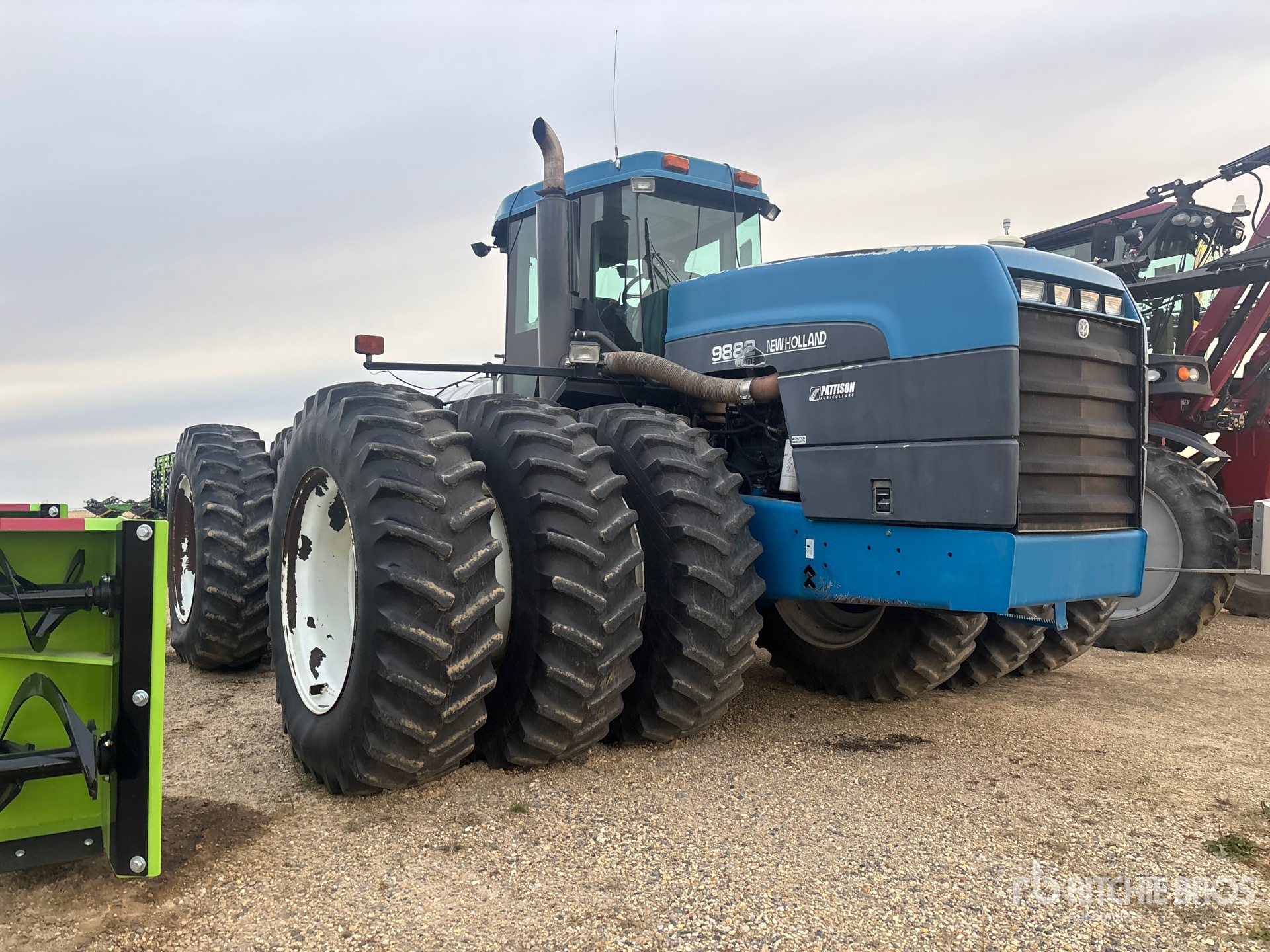 1996 New Holland 9882