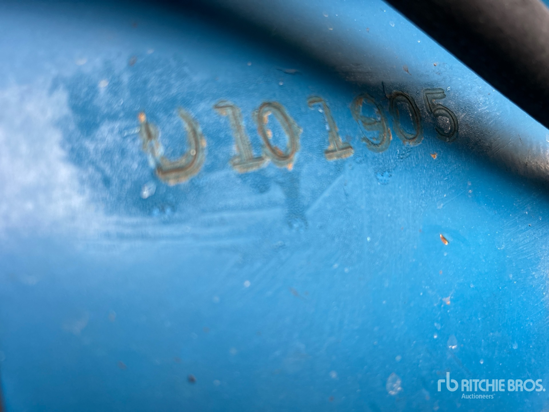 1995 Ford 9880