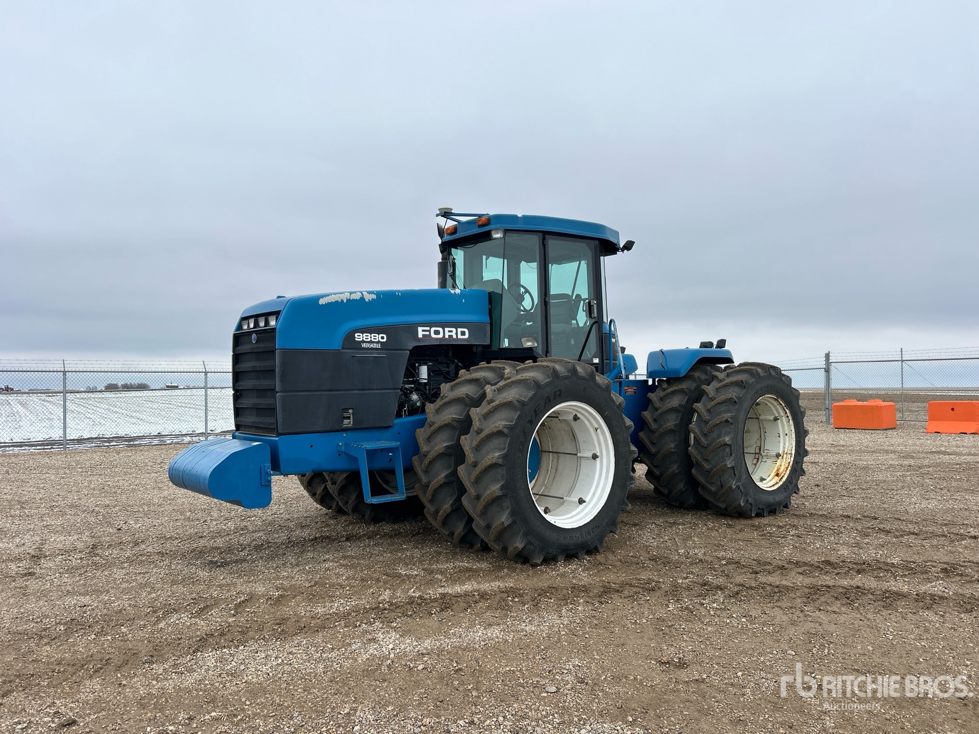 1995 Ford 9880