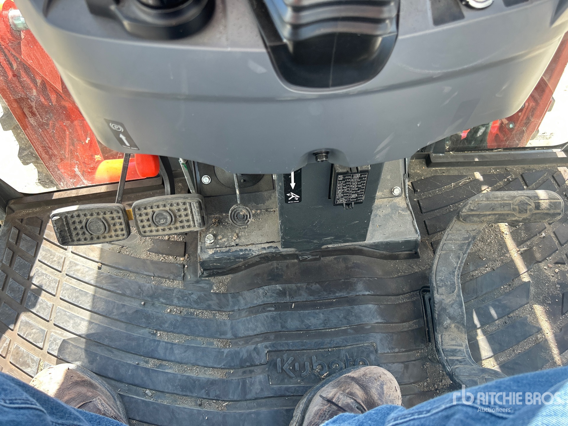 2024 Kubota MX6000HSTC