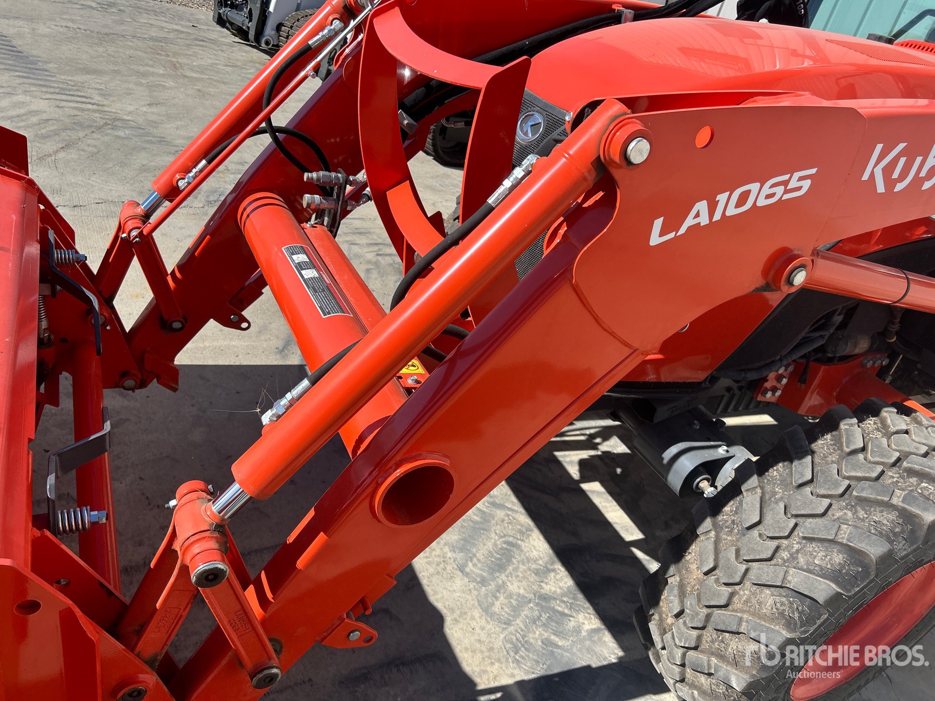 2024 Kubota MX6000HSTC