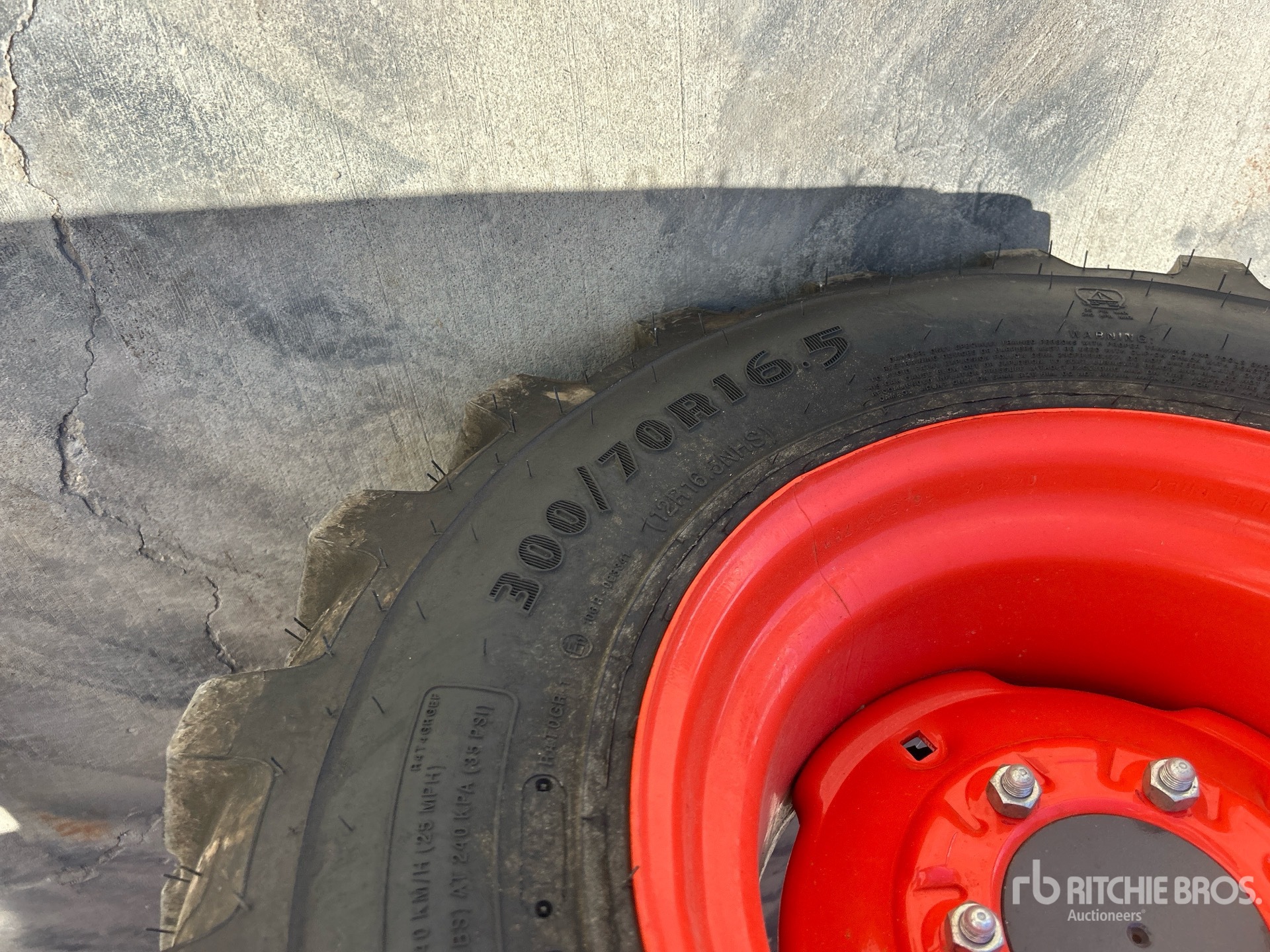 2024 Kubota MX6000HSTC