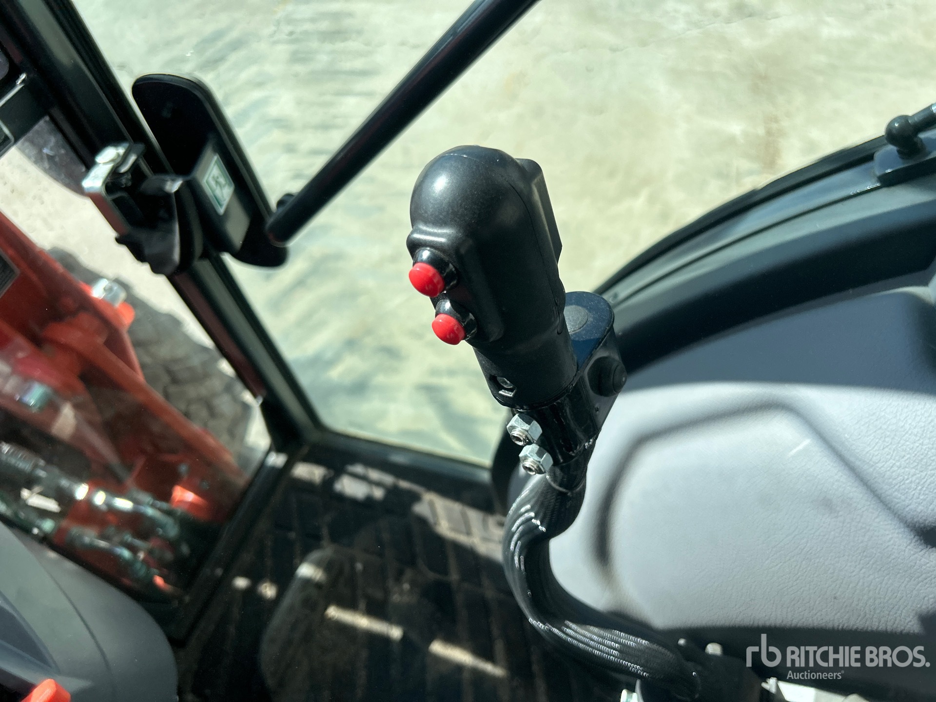 2024 Kubota MX6000HSTC