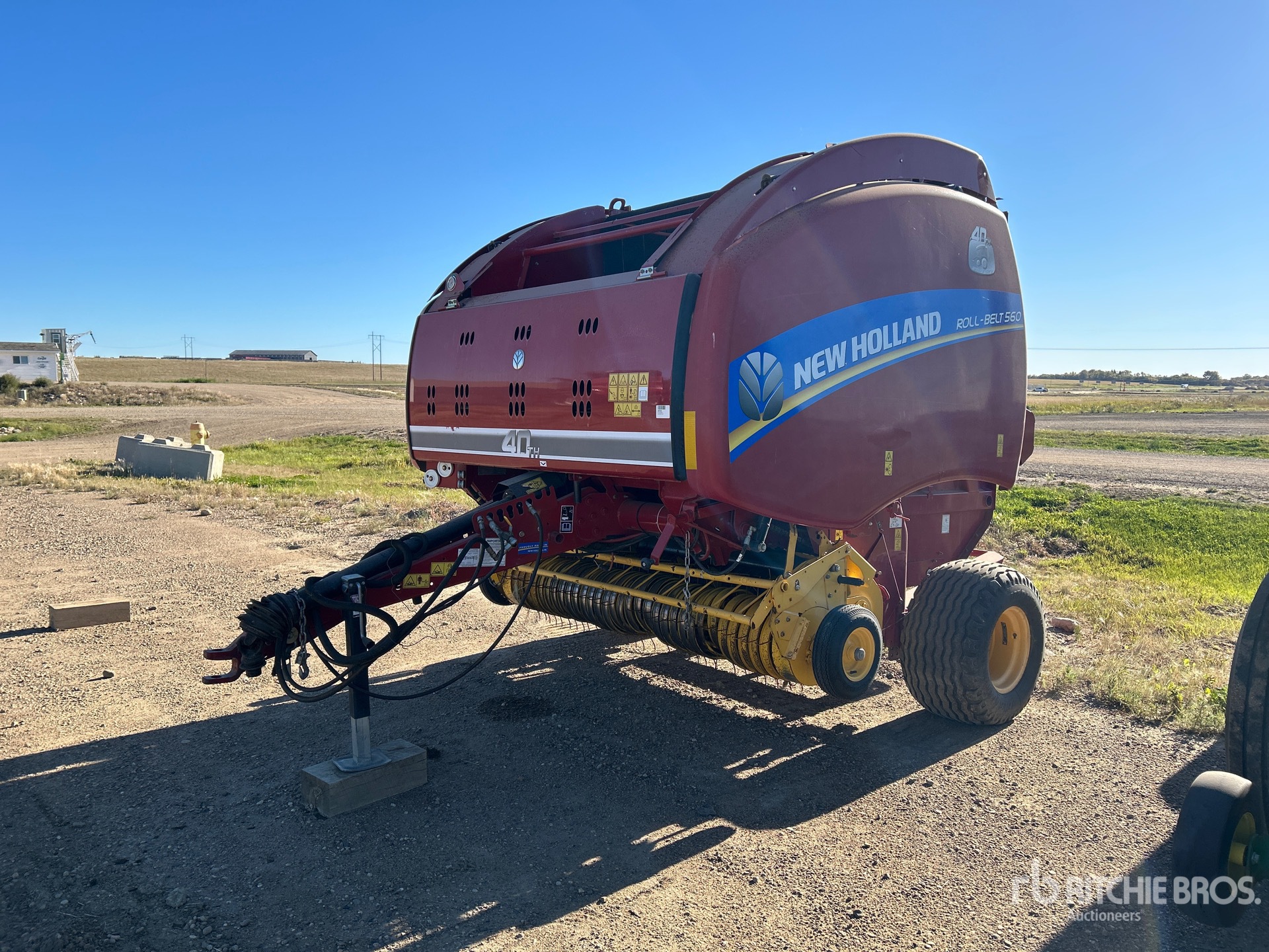 Photo of 2015 New Holland 560