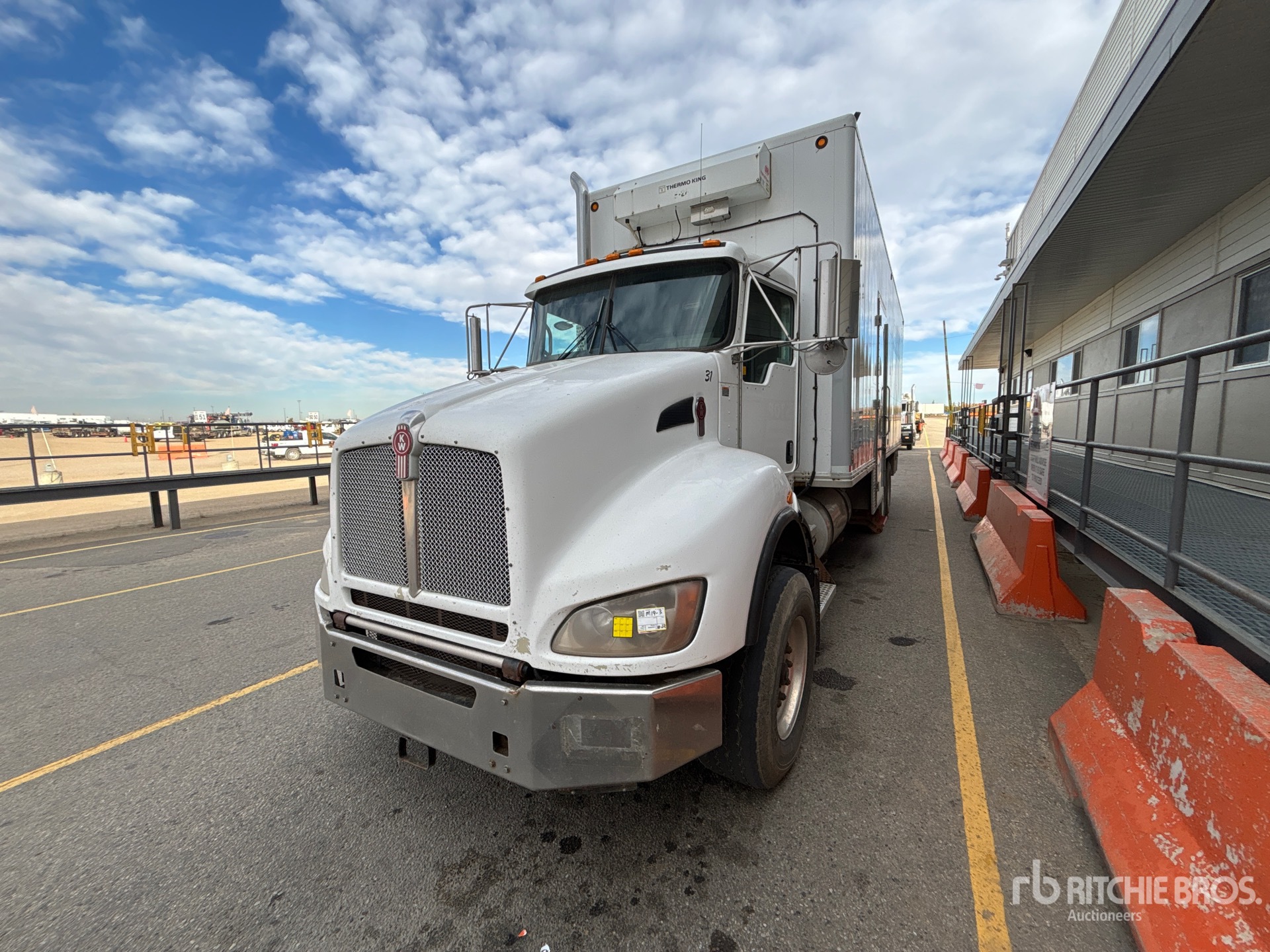 Photo of 2011 Kenworth T440