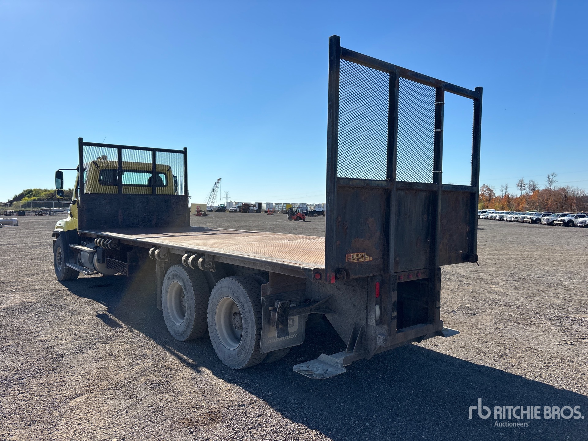 2013 Freightliner 114SD