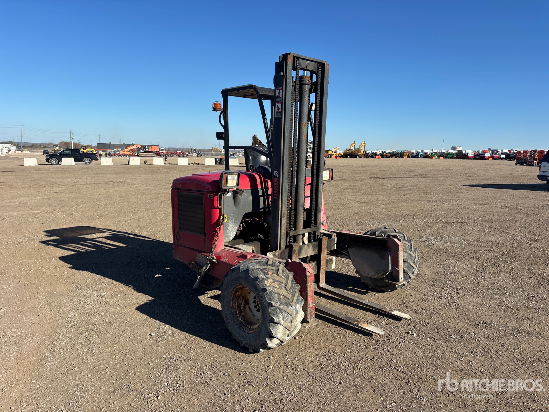 2011 Moffett M8 55.3