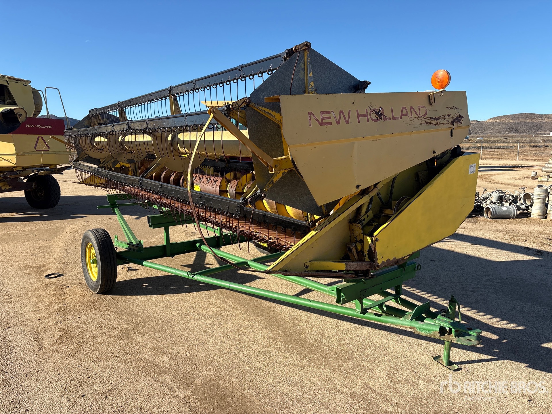 Photo of New Holland 960