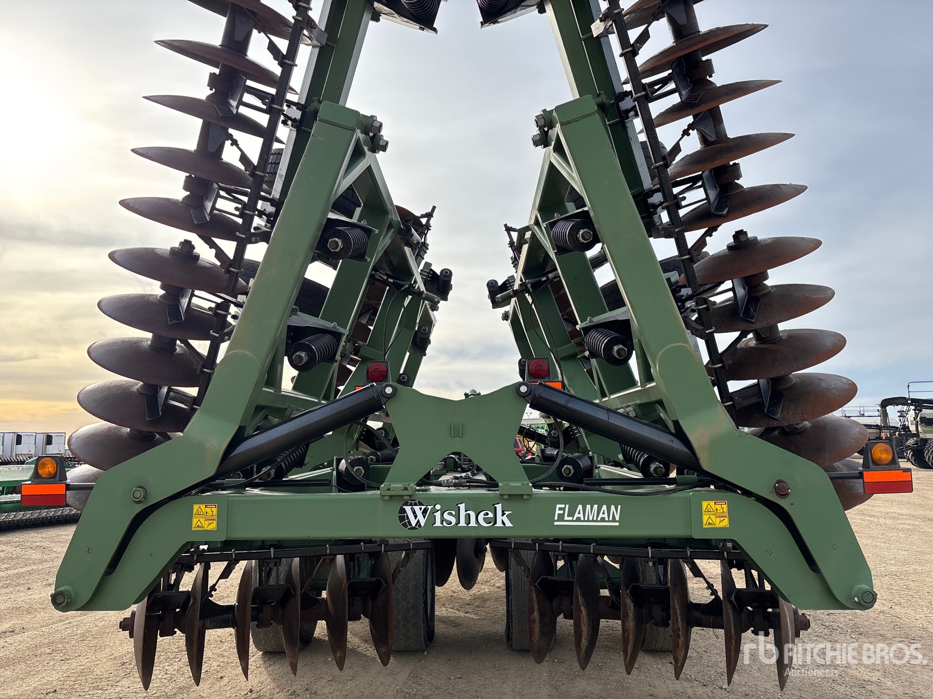 2012 Wishek 842LNT-38
