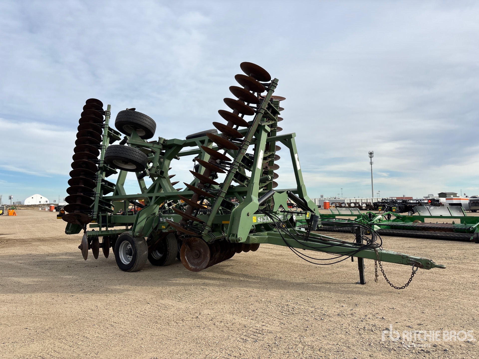 2012 Wishek 842LNT-38