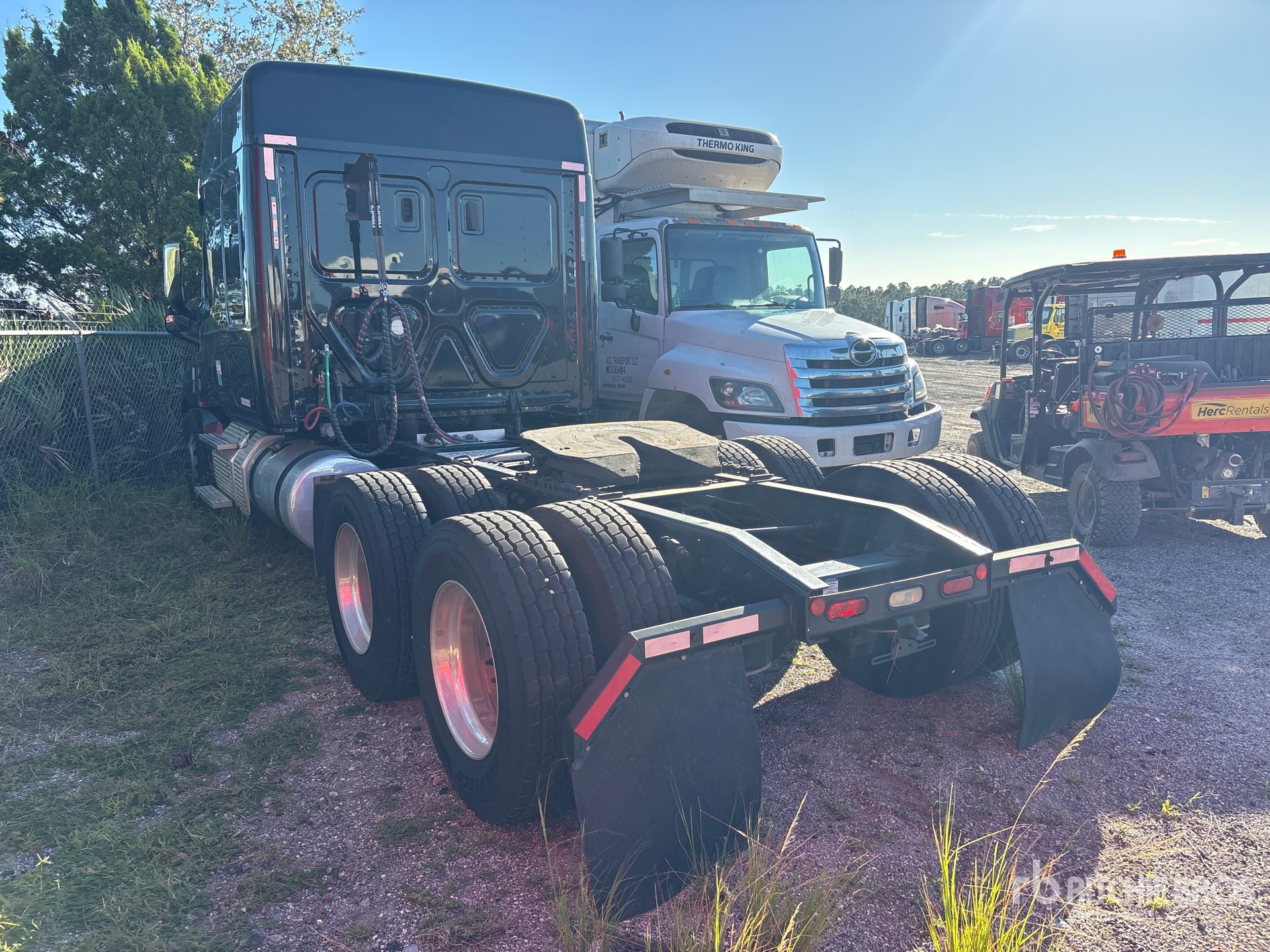 2019 Freightliner CASCADIA 126