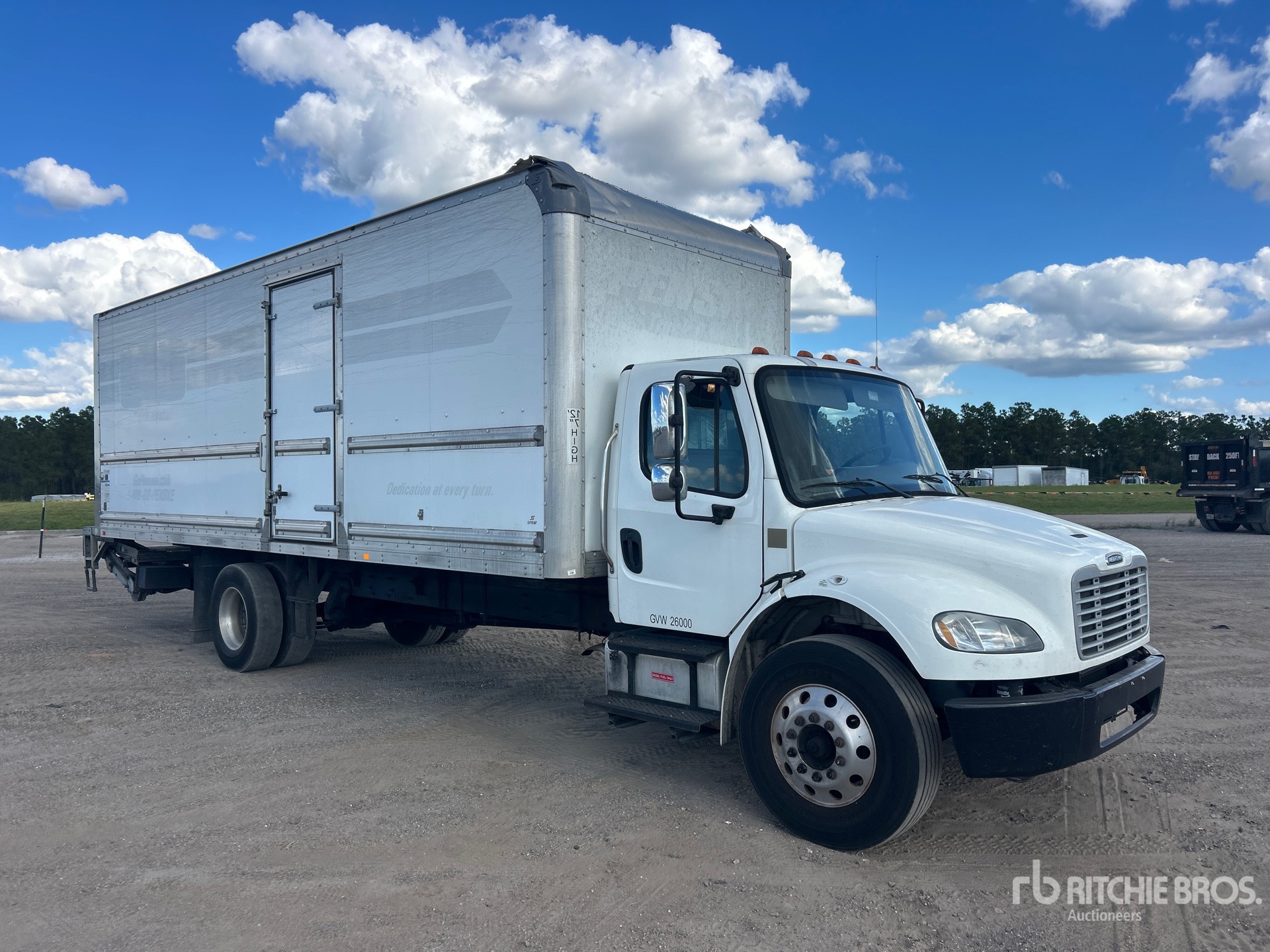 2019 Freightliner M2 106