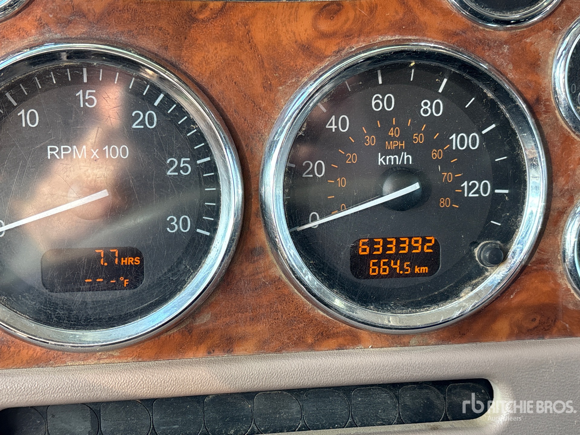 2006 Peterbilt 378