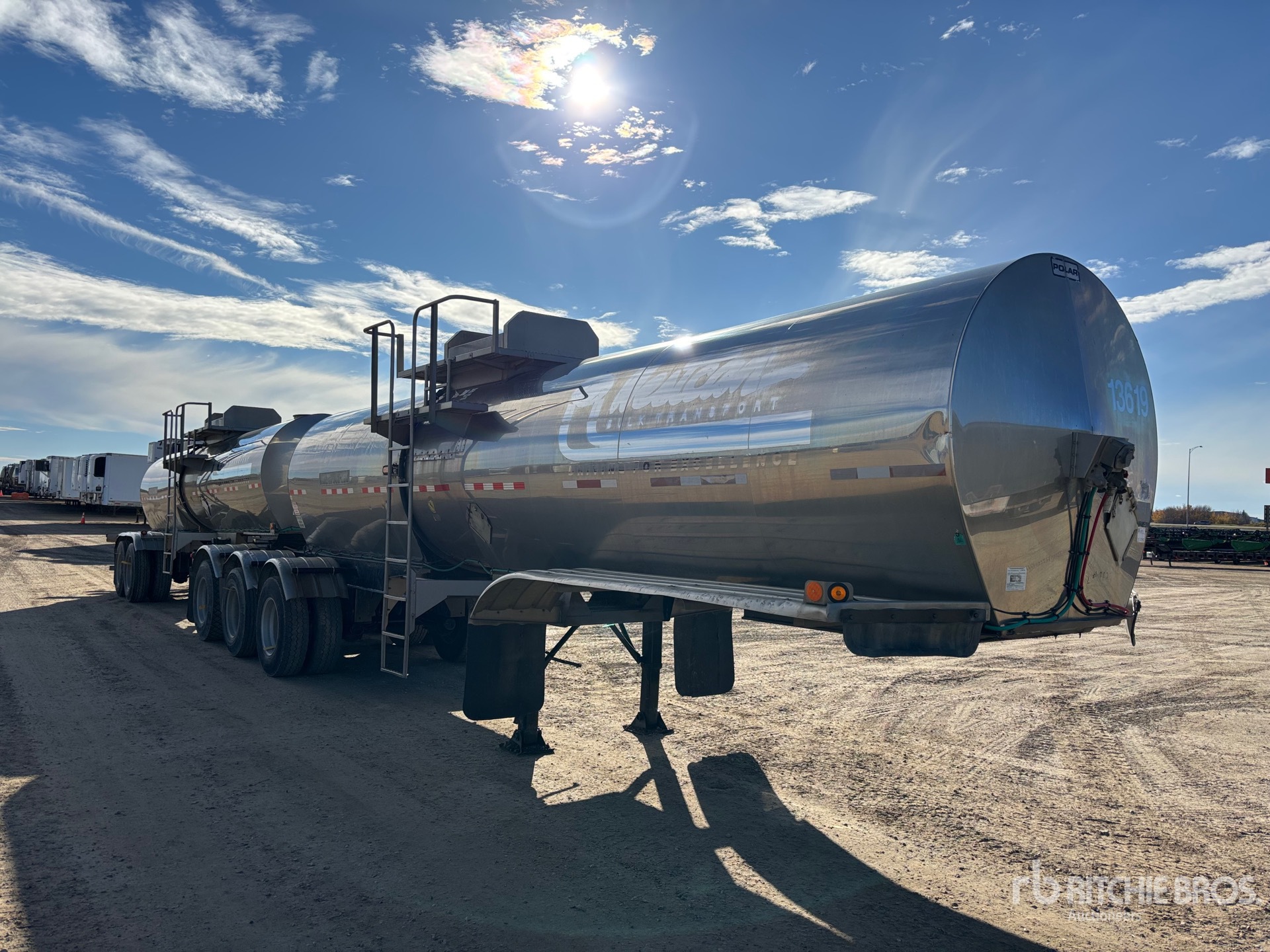2006 Polar 14006 L Tri/A Super B-Train Lea ...
