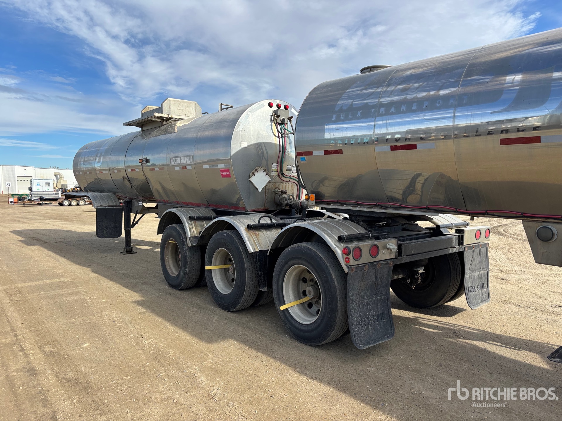 2006 Polar 14006 L Tri/A Super B-Train Lea ...