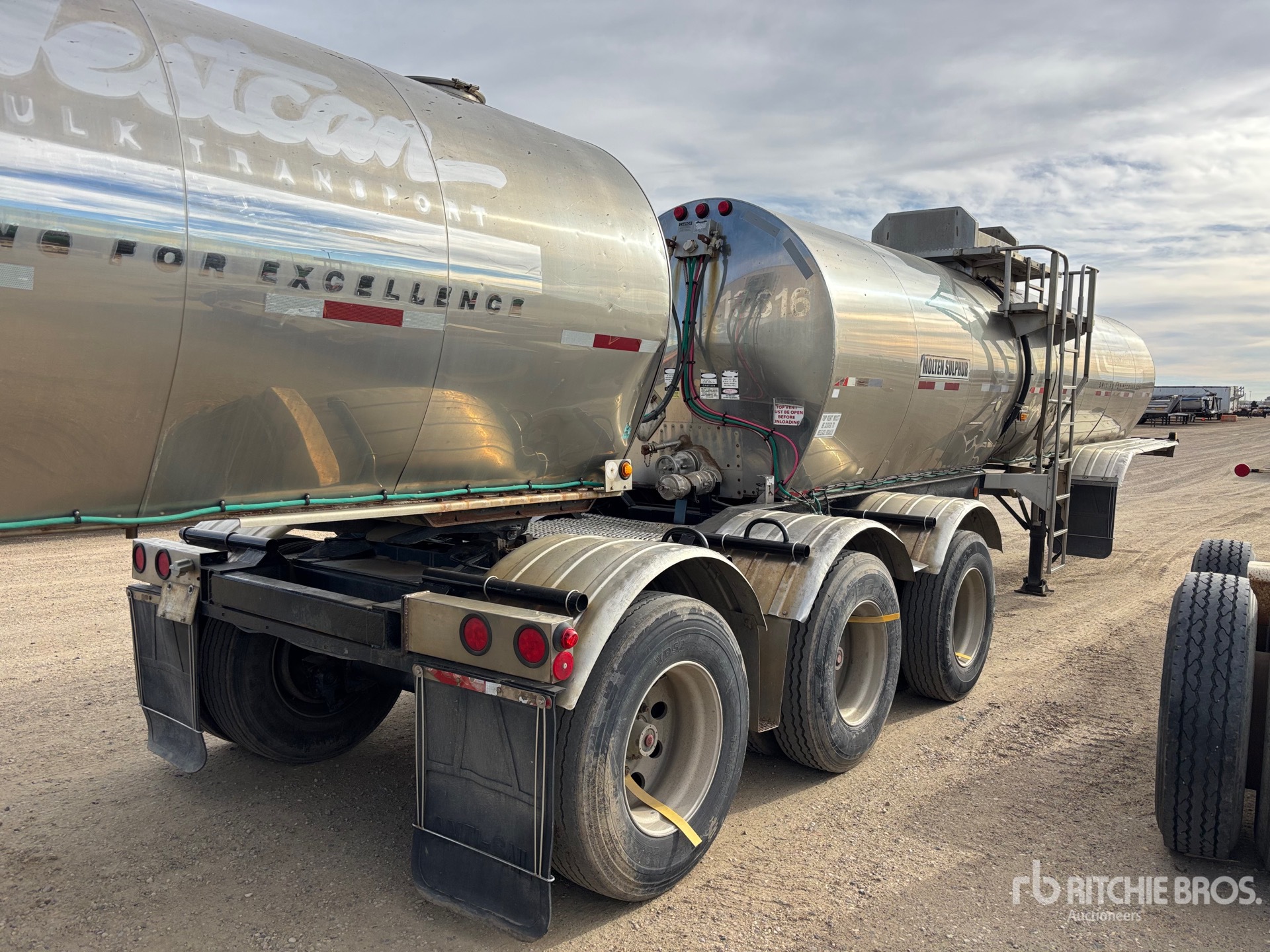 2004 Polar 14006 L Tri/A Super B-Train Lea ...