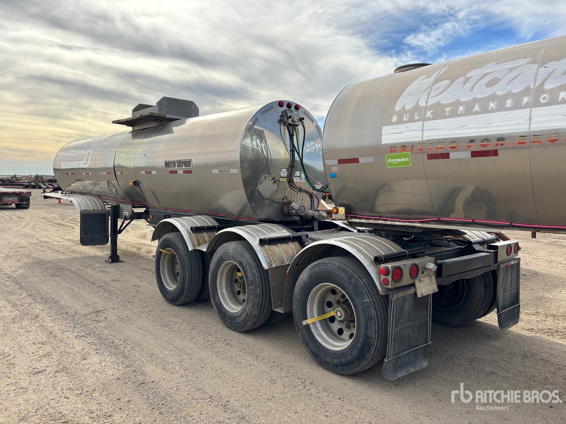 2004 Polar 14006 L Tri/A Super B-Train Lea ...