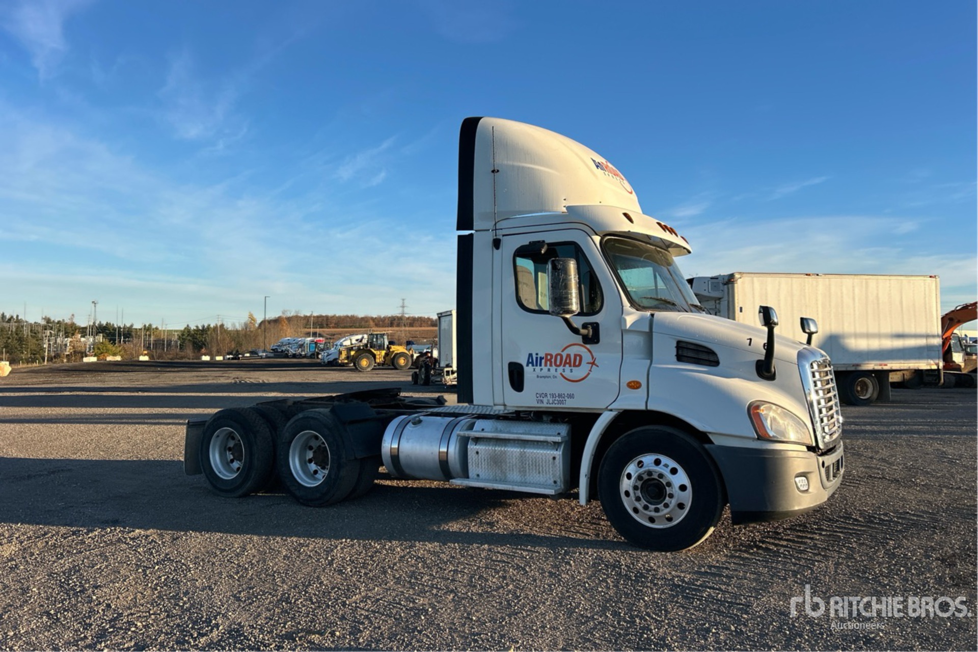 2018 Freightliner CASCADIA 113
