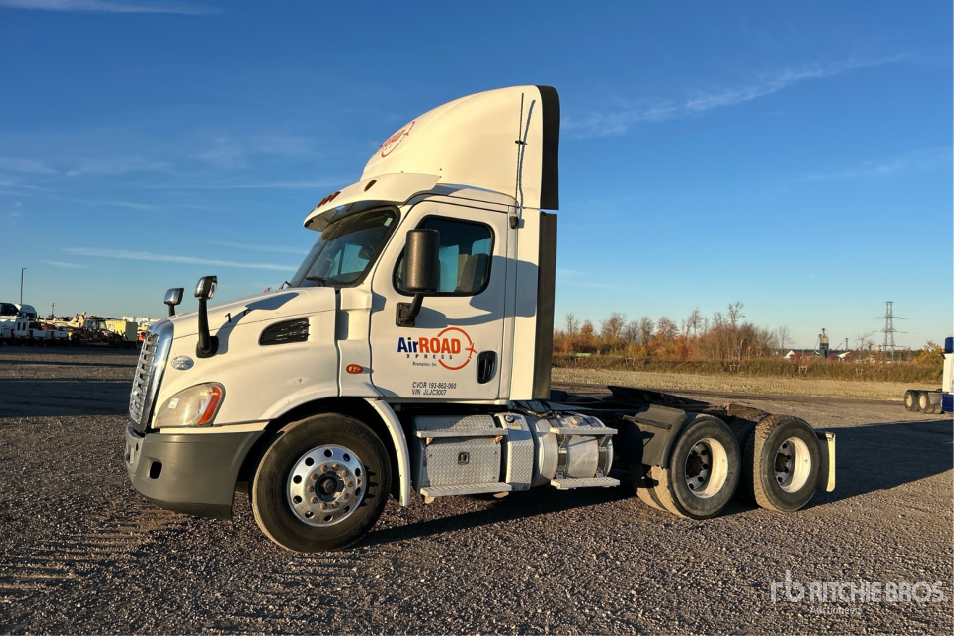 2018 Freightliner CASCADIA 113