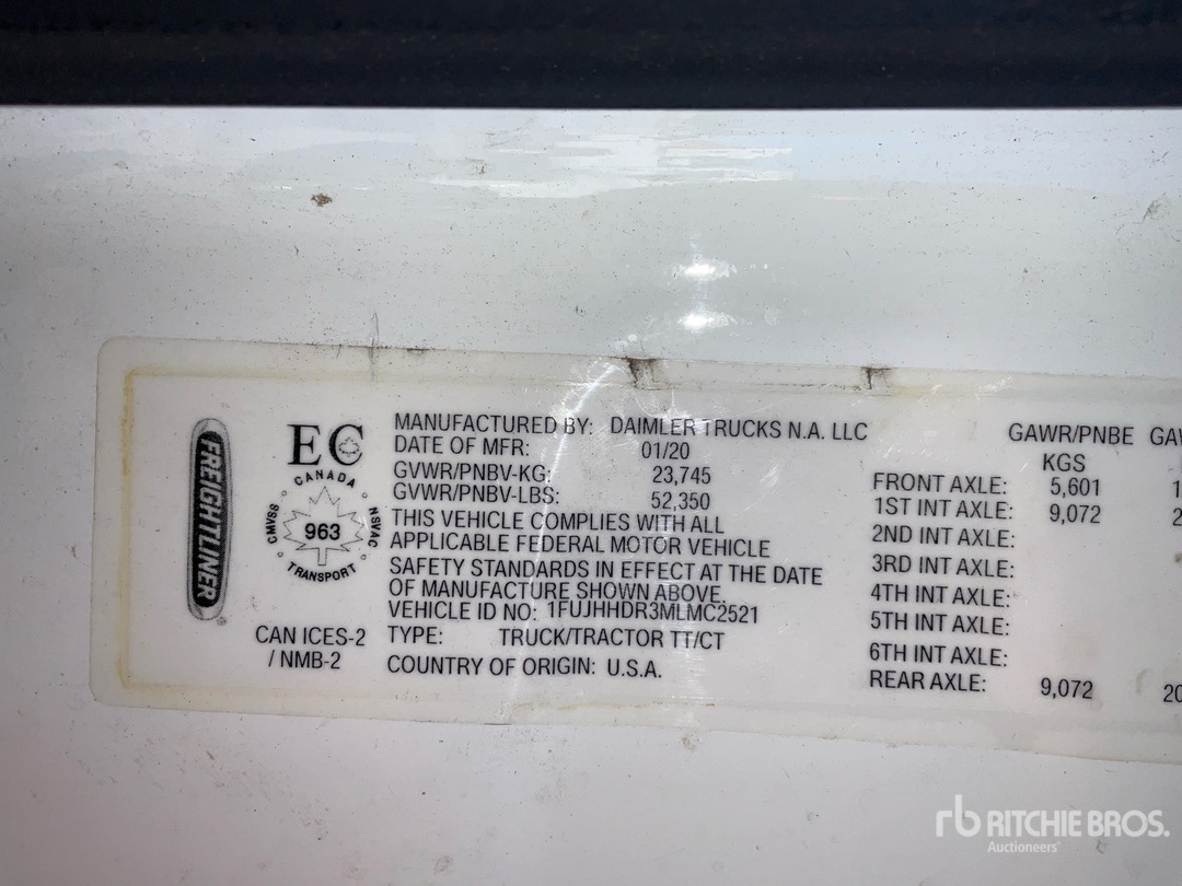 2021 Freightliner CASCADIA 126