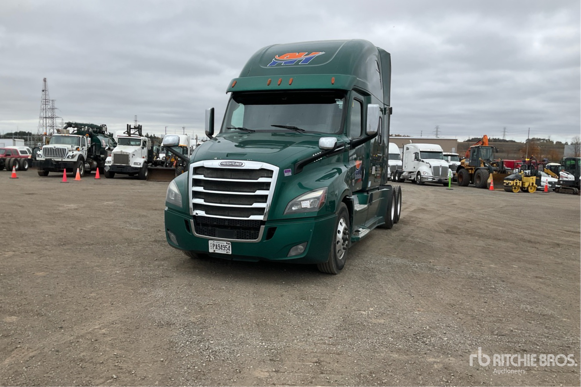 2019 Freightliner CASCADIA 126