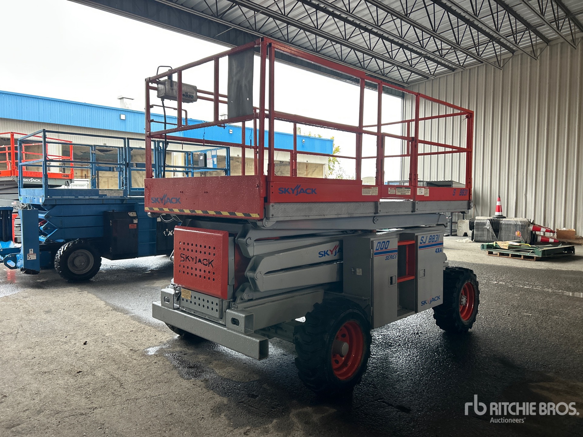 2000 Skyjack SJ8831
