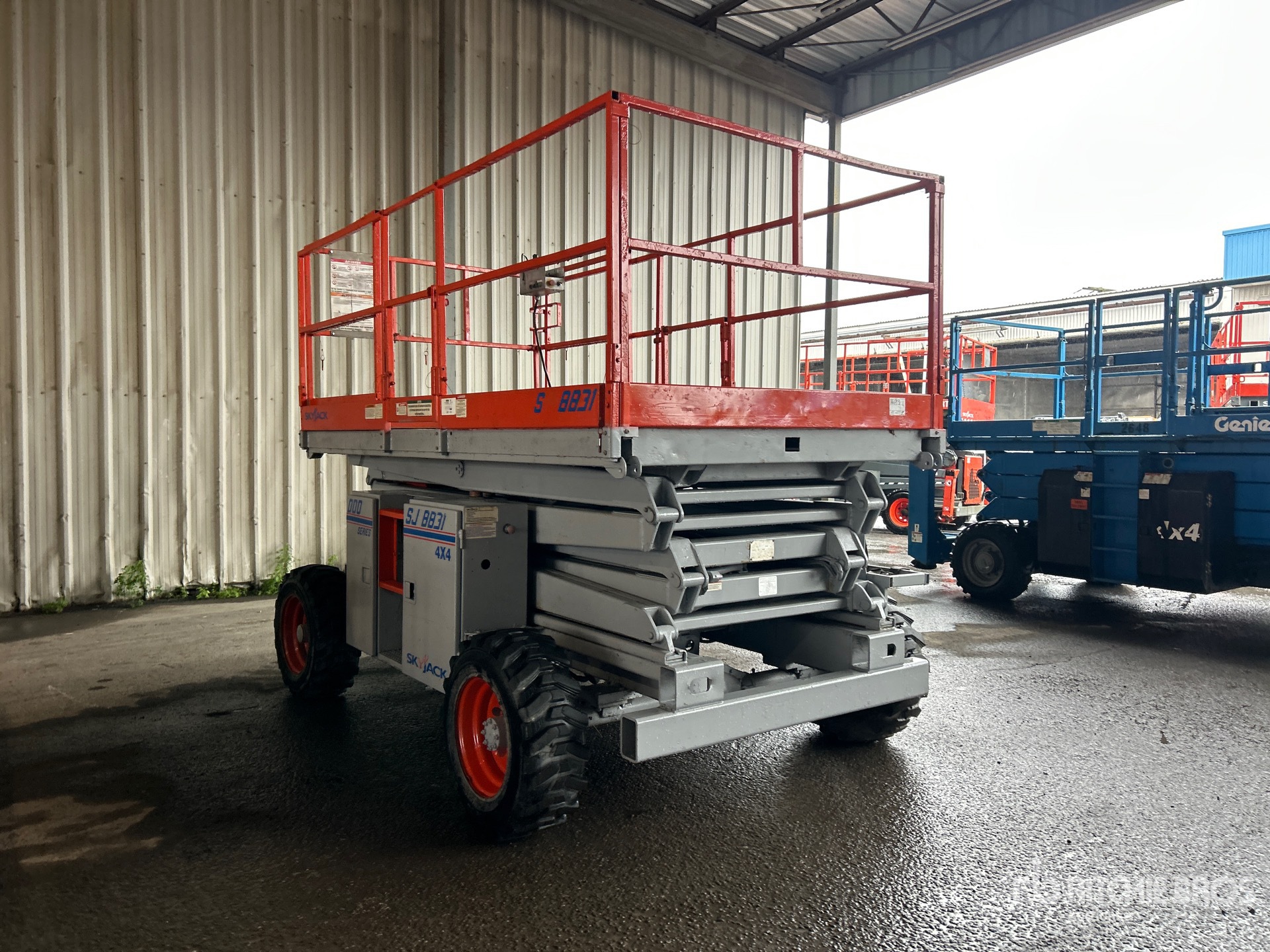 2000 Skyjack SJ8831