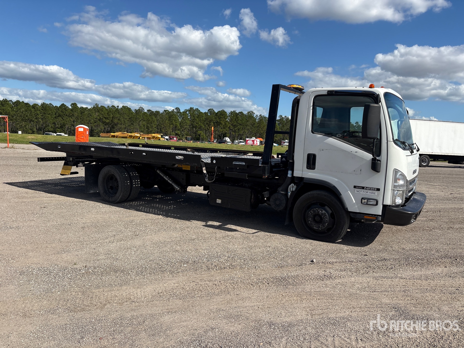 2021 Isuzu NQR
