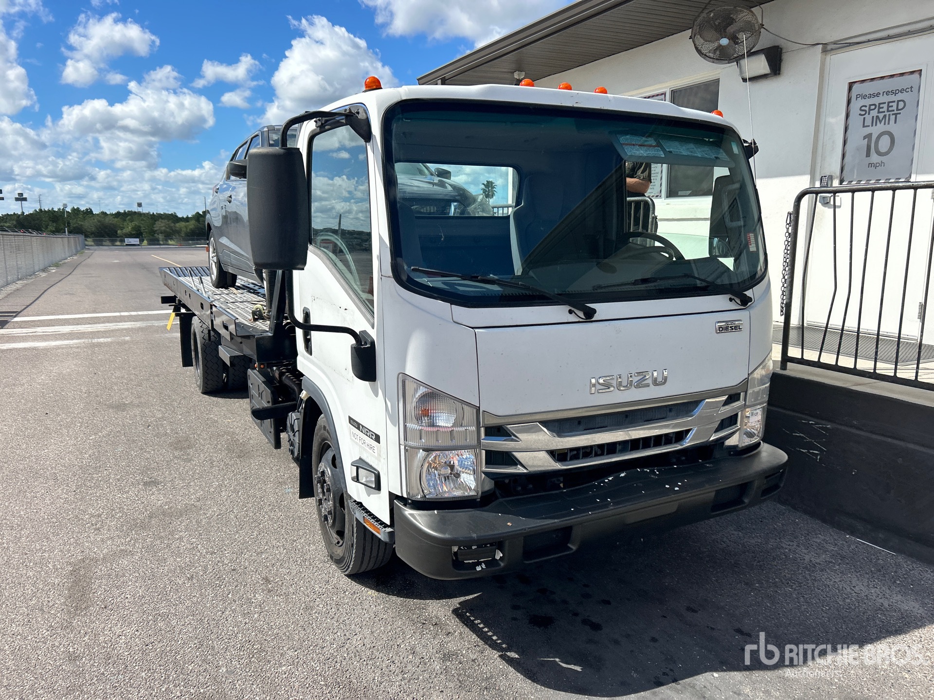 2021 Isuzu NQR