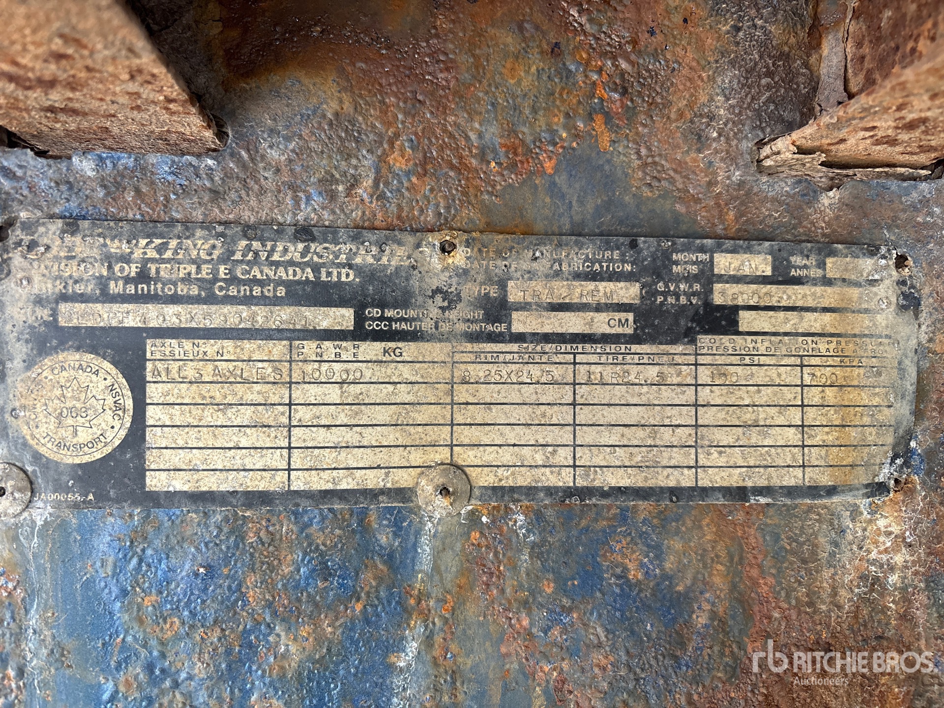 2005 Load King  40 FT TRI/A SPREAD AXLE