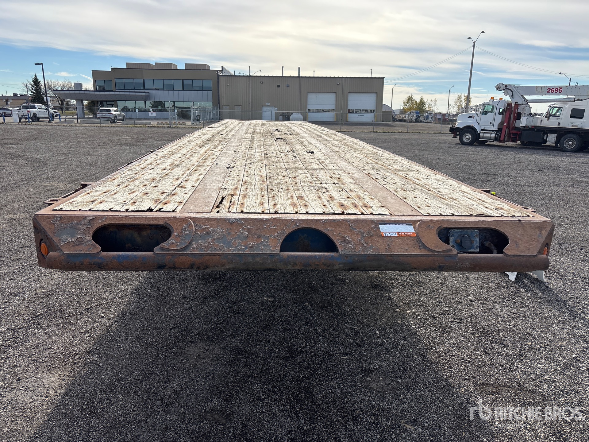 2005 Load King  40 FT TRI/A SPREAD AXLE