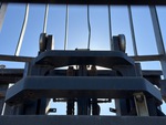 Chassis Lift with Carriage Rollers and Guides