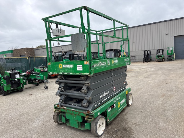 2017 Skyjack SJIII4740 Electric Scissor Lift