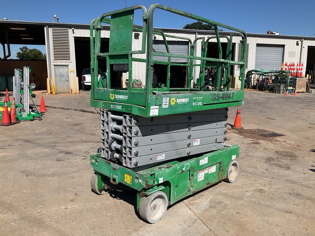 2016 Genie GS4047DC Electric Scissor Lift