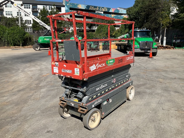 2017 Skyjack SJ III 3226 Electric Scissor Lift