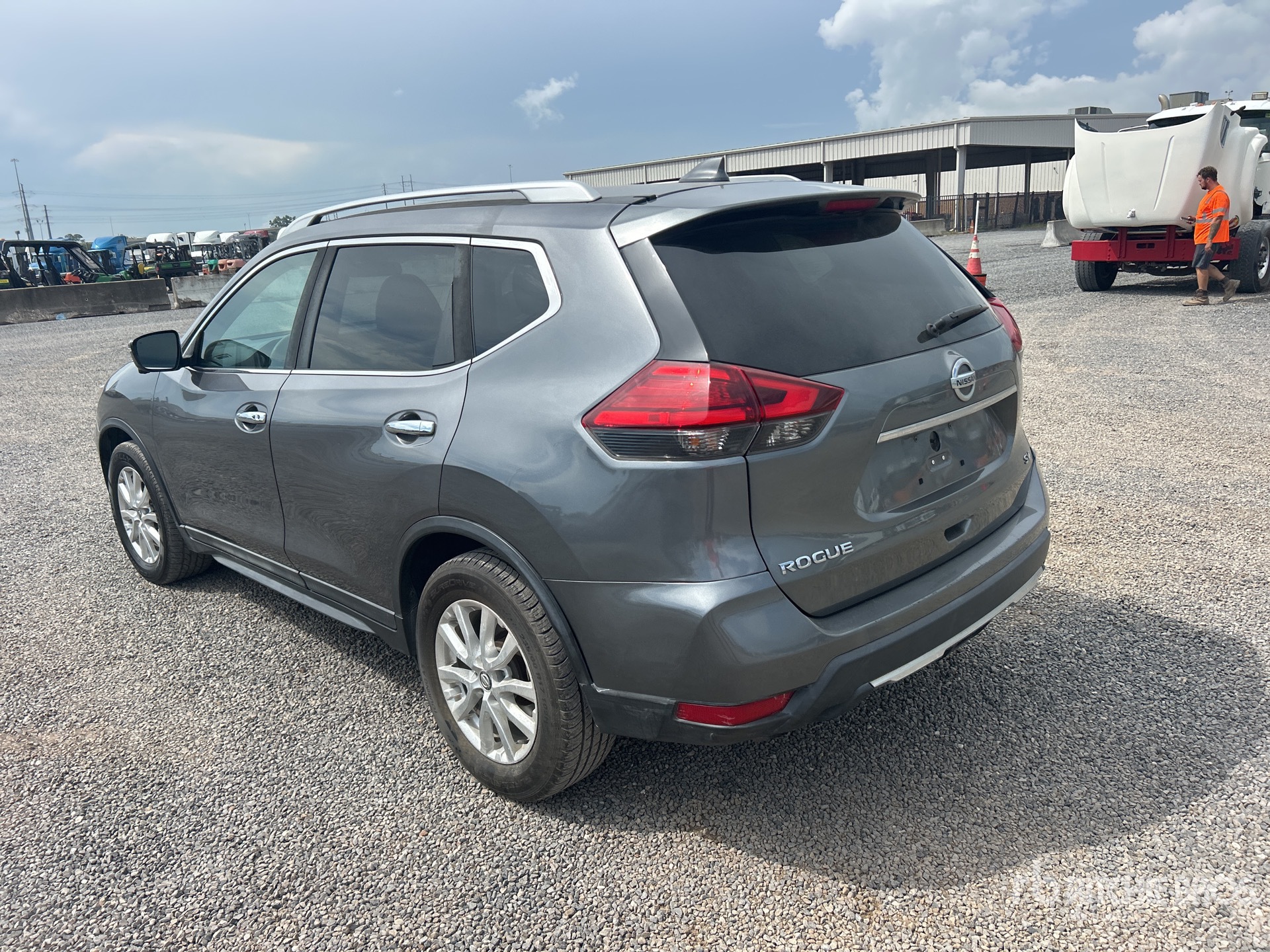 2017 Nissan ROGUE