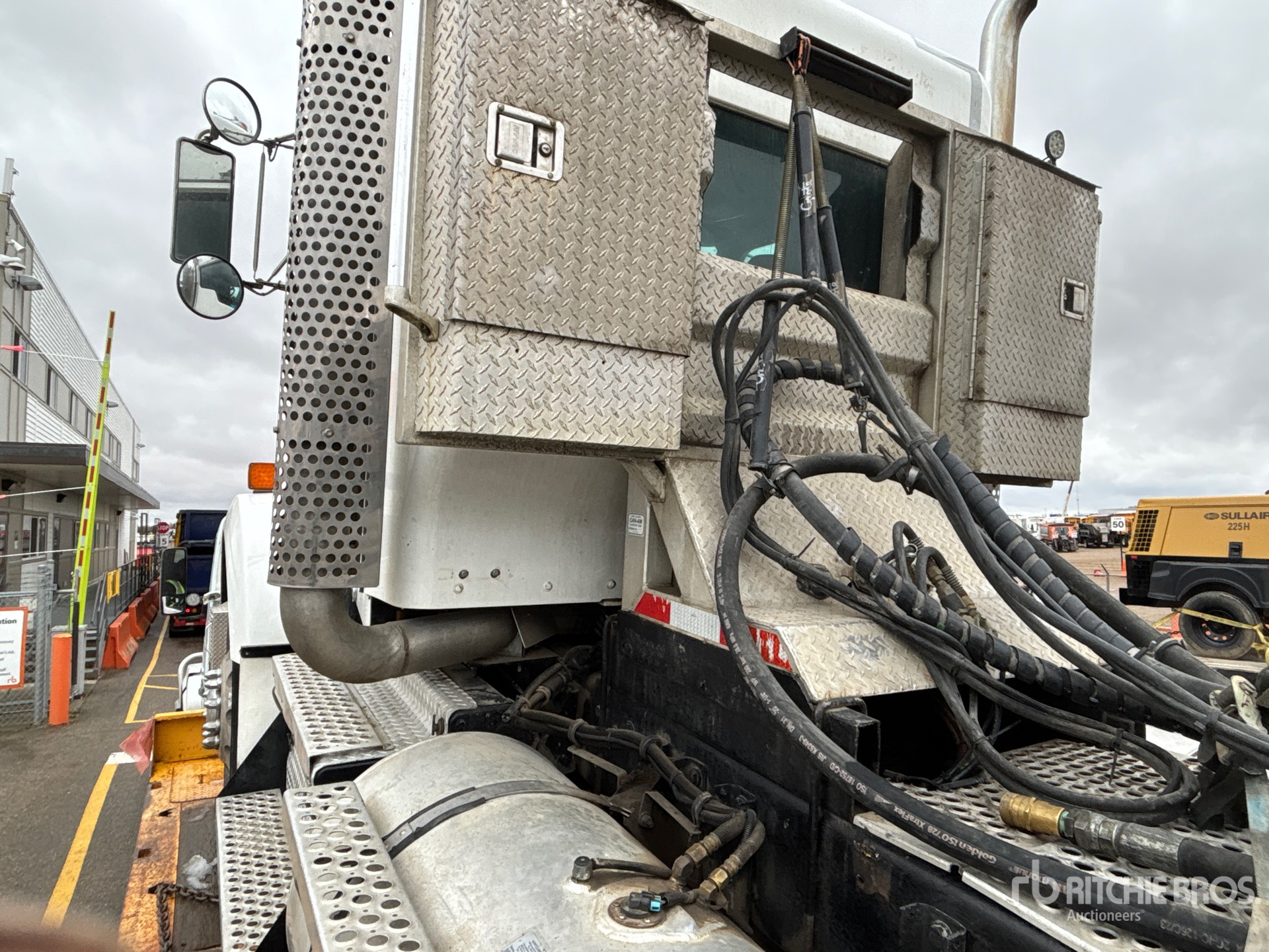 2016 Kenworth T800