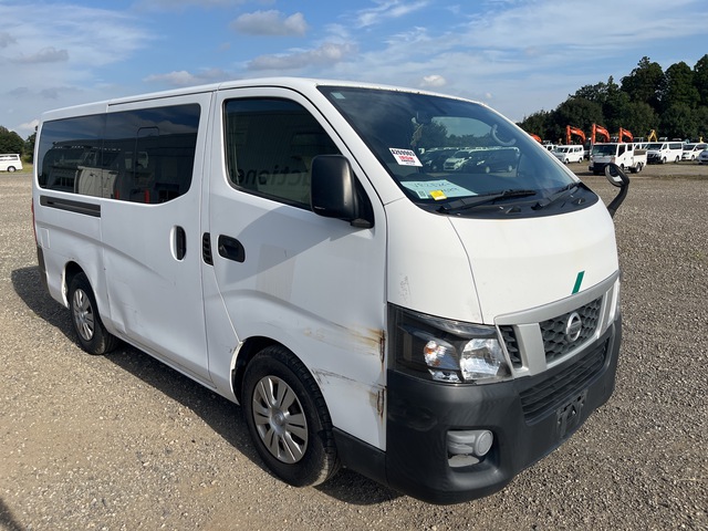 2015 Nissan Caravan 6 Passenger Van
