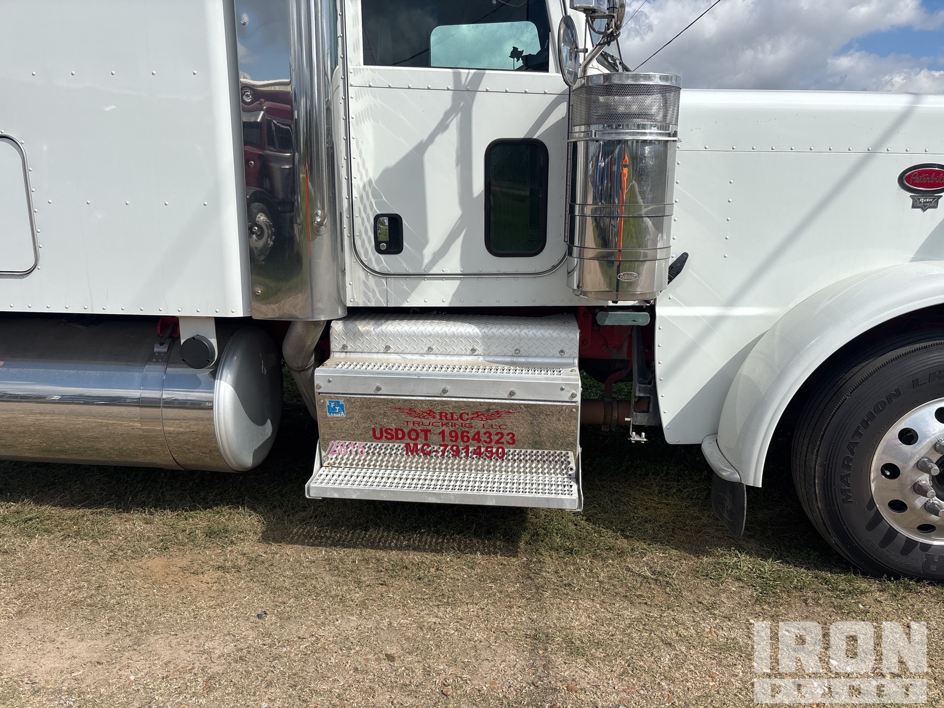 2014 Peterbilt 389