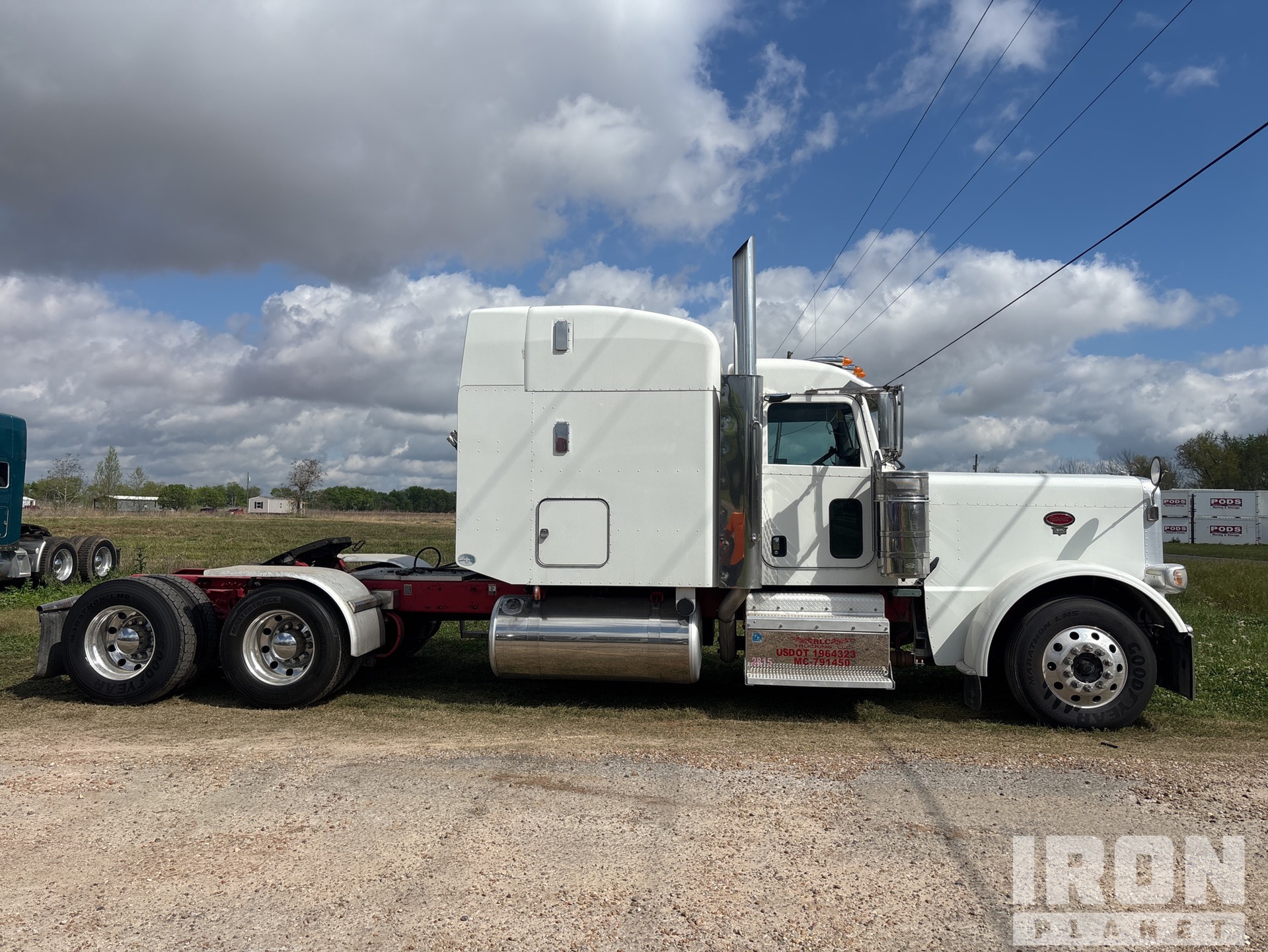 2014 Peterbilt 389