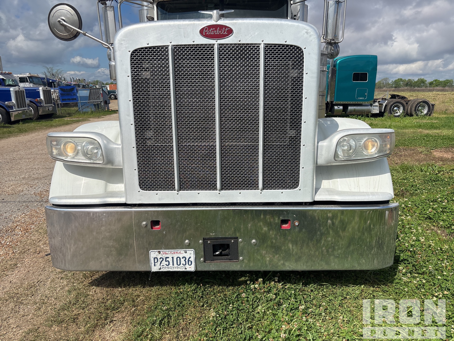 2014 Peterbilt 389